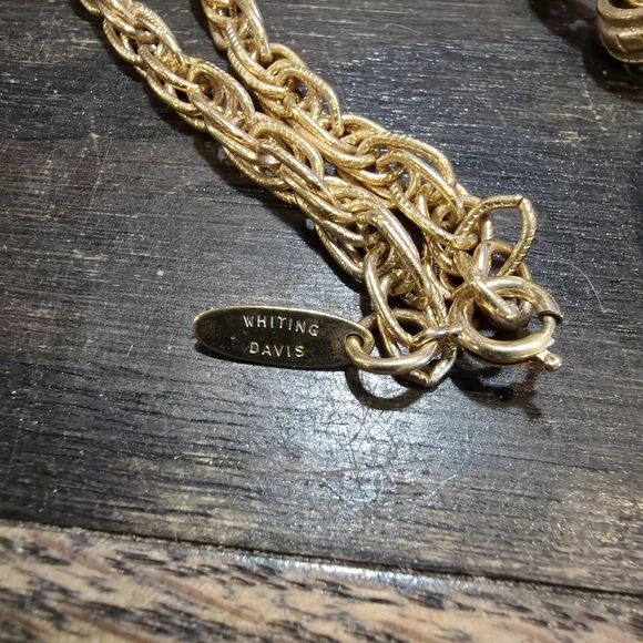 Whiting & Davis Gold Necklace with Amber Pendant - Picture 4 of 6